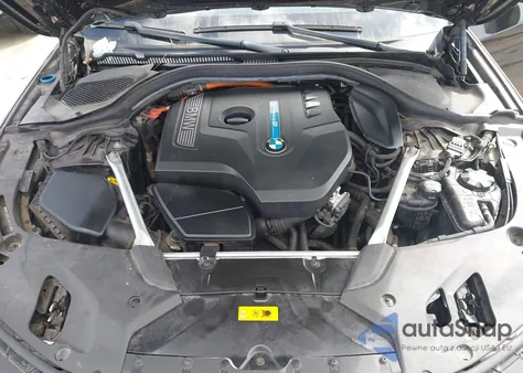 2018 BMW 530E Iperformance z USA, uszkodzony, nr VIN WBAJA9C56JB249306